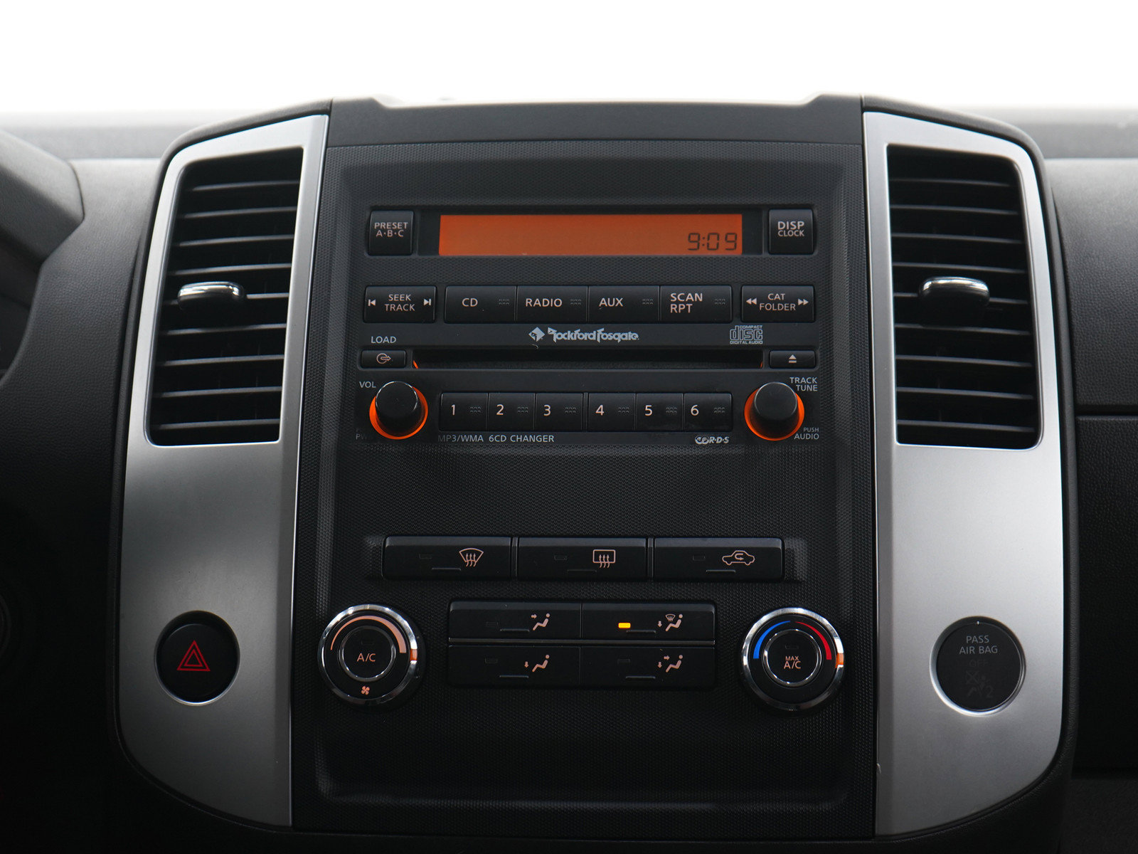 Used 2012 Nissan Frontier PRO-4X AWD/4WD image 16