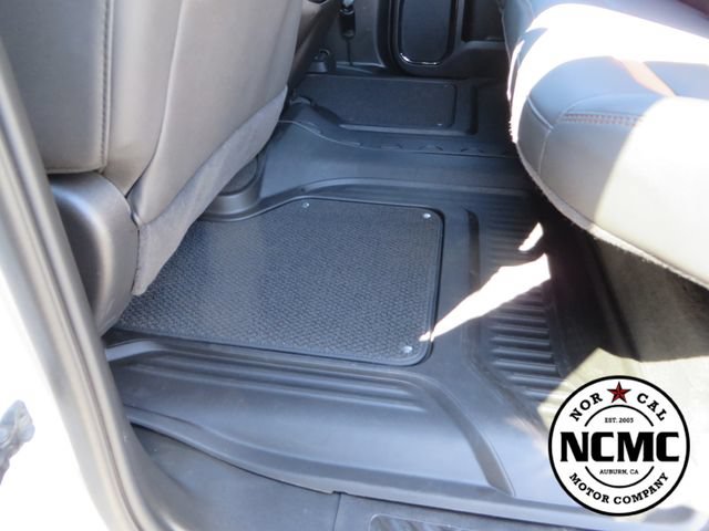 Used 2025 GMC Sierra 2500 AT4 AWD/4WD image 42