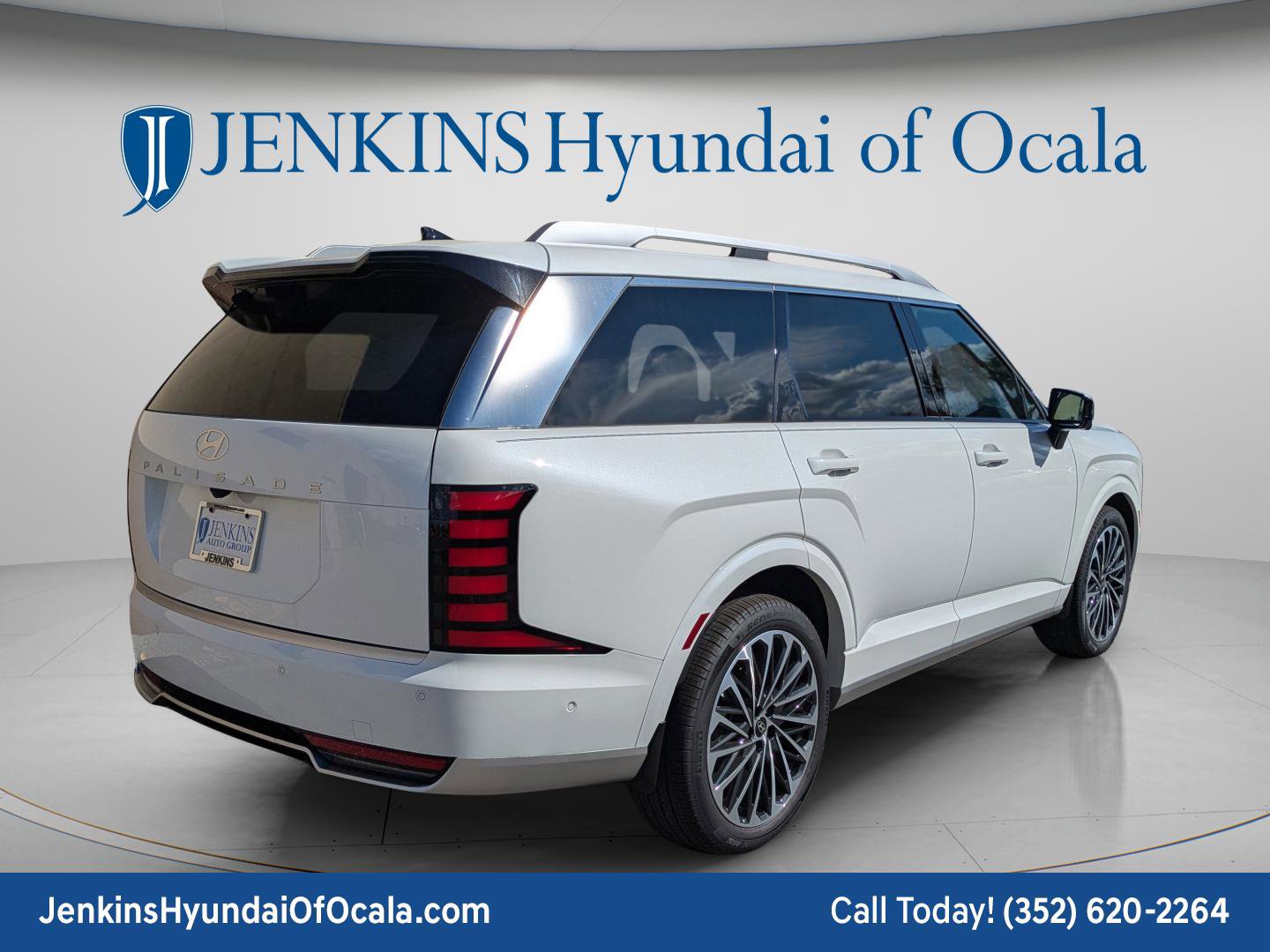 New 2026 Hyundai Palisade Calligraphy FWD image 3