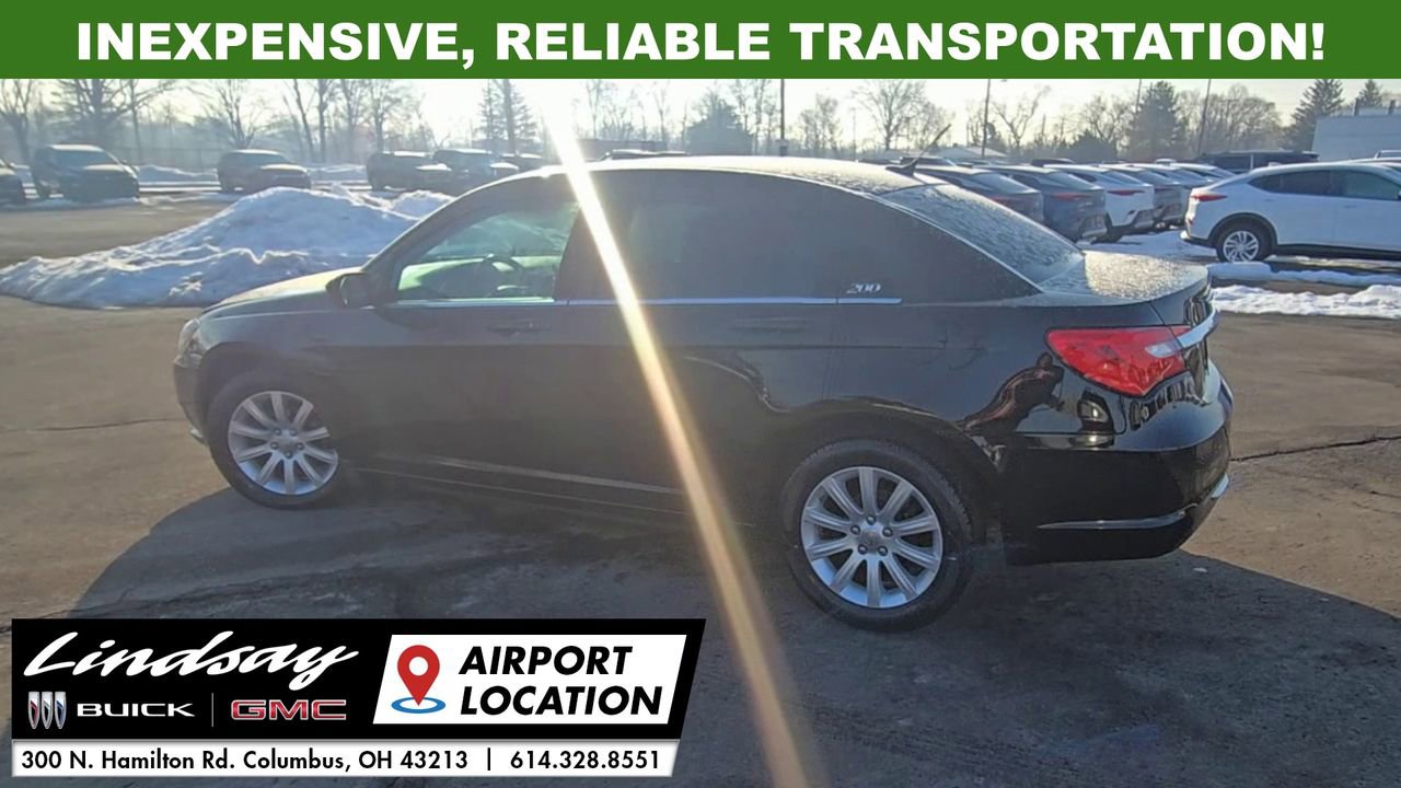 Used 2013 Chrysler 200 Touring FWD image 8