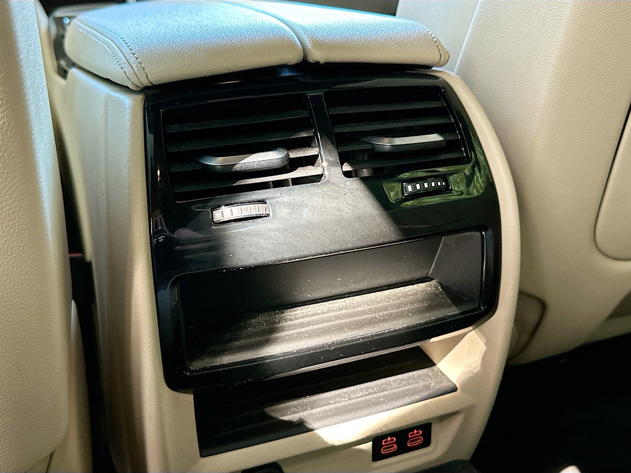 Certified 2023 BMW 540i w/ Premium Package image 27