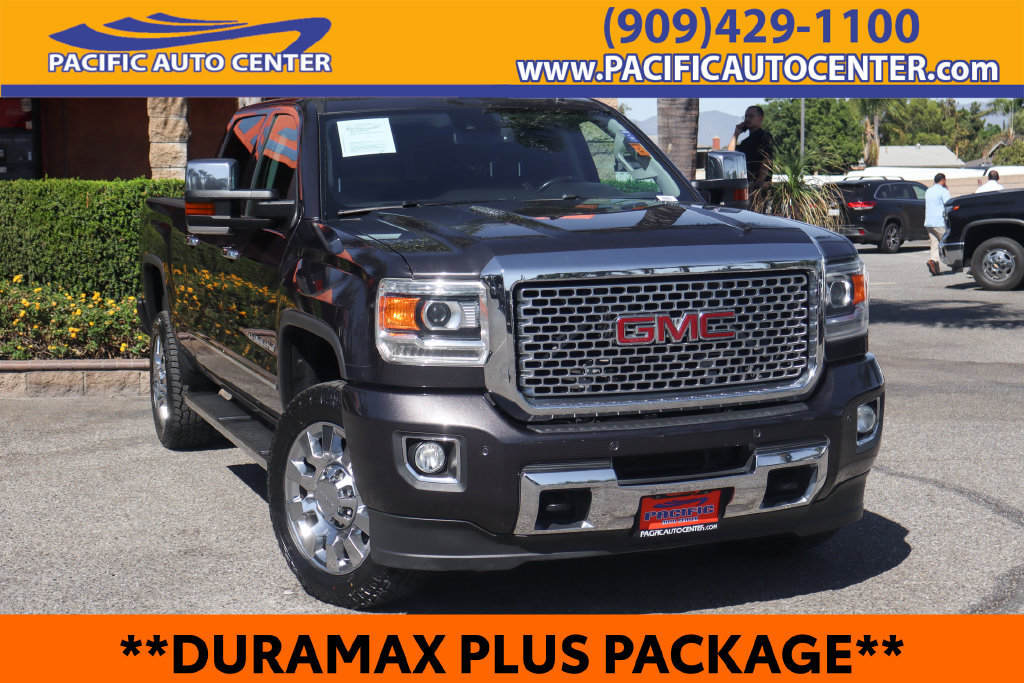 Used 2015 GMC Sierra 2500 Denali w/ Duramax Plus Package AWD/4WD image 1