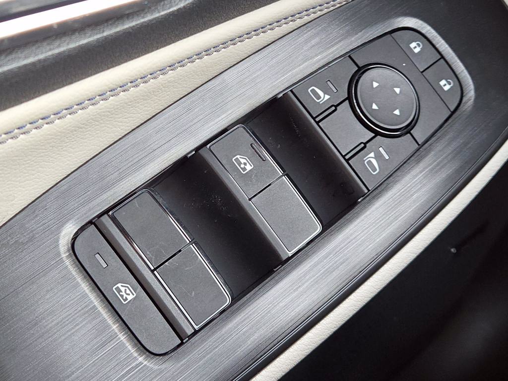 New 2026 Nissan Sentra SL w/ Floor Mat Package FWD image 25