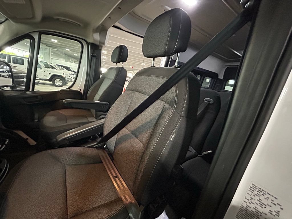 Used 2023 RAM ProMaster 2500 FWD image 34