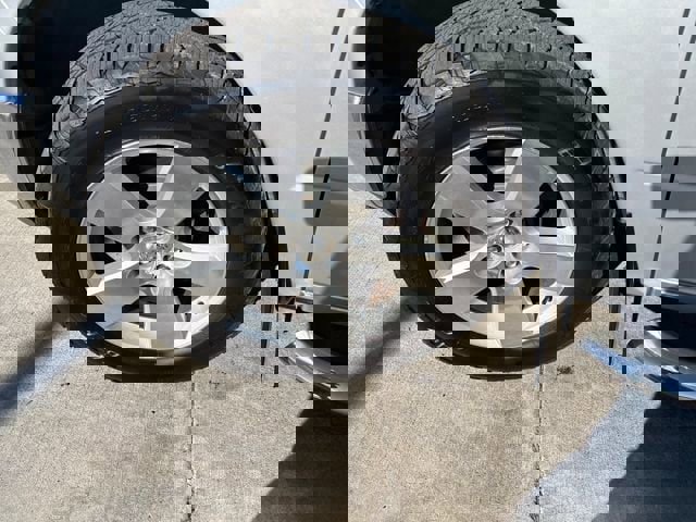 Used 2012 RAM 1500 Big Horn w/ Luxury Group image 25