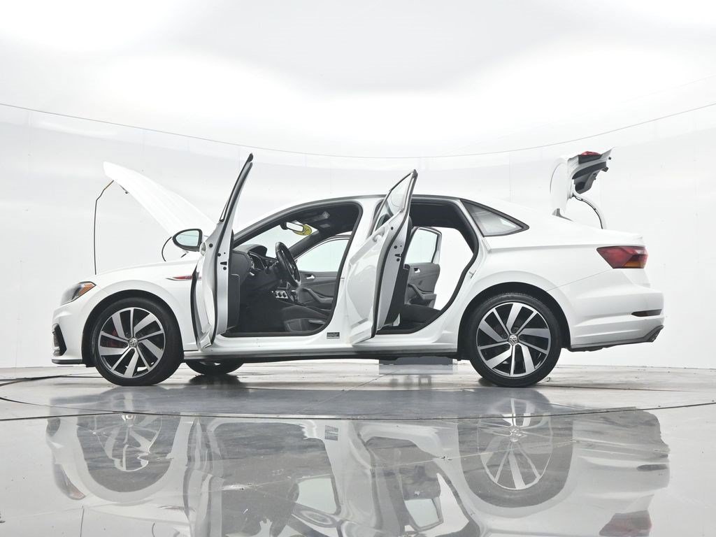 Used 2019 Volkswagen Jetta GLI FWD image 46