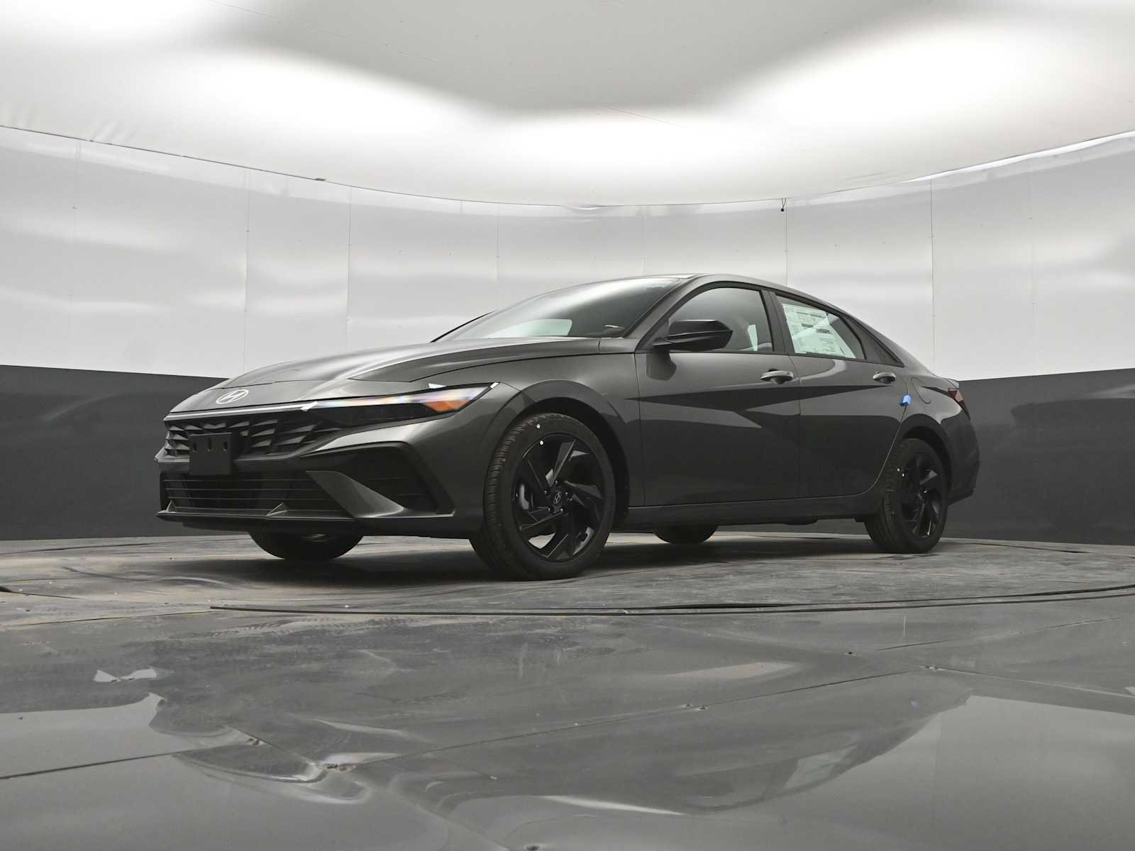 New 2026 Hyundai Elantra Sport FWD image 34