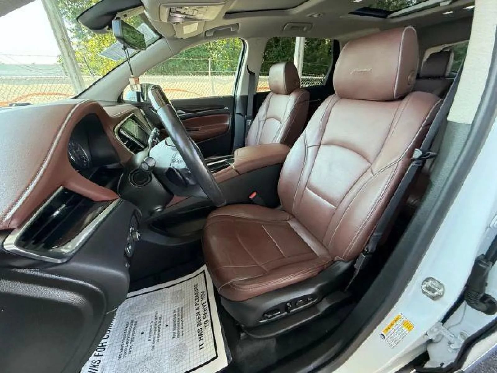 Used 2021 Buick Enclave Avenir w/ Avenir Technology Package AWD/4WD image 14
