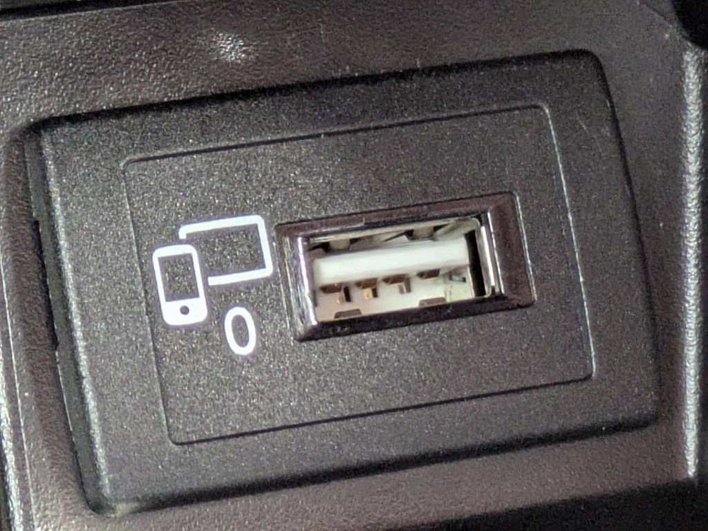 Used 2017 Mercedes-Benz E 300 image 24