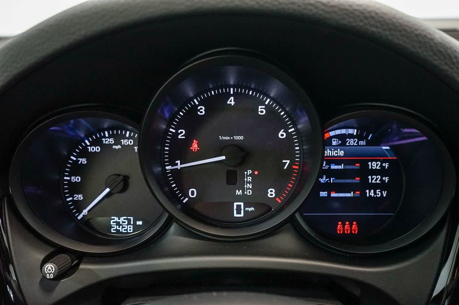 Certified 2026 Porsche Macan AWD/4WD image 28