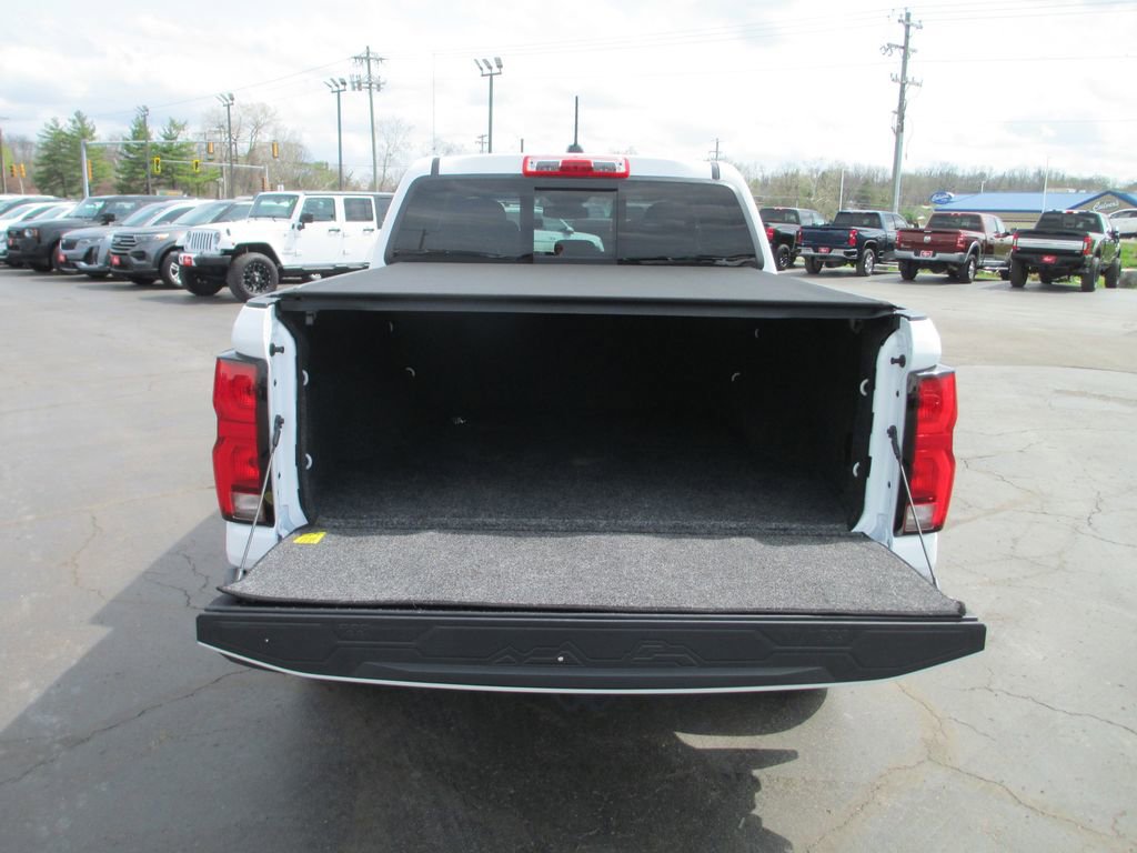 Used 2024 Chevrolet Colorado Z71 w/ Z71 Convenience Package 2 image 8