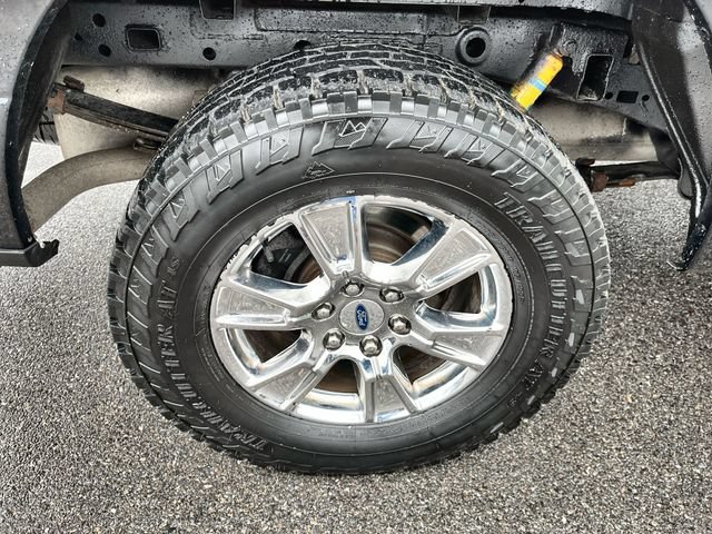 Used 2016 Ford F150 XLT w/ Equipment Group 302A Luxury AWD/4WD image 19