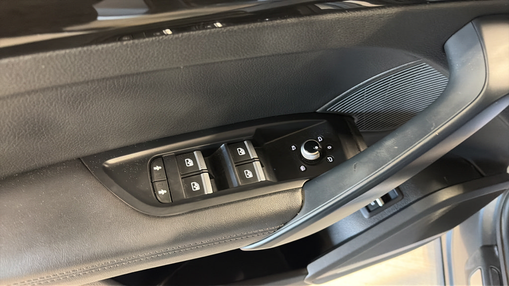 Used 2019 Audi Q5 2.0T Premium Plus AWD/4WD image 16