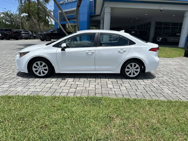 Used 2024 Toyota Corolla LE FWD image 21