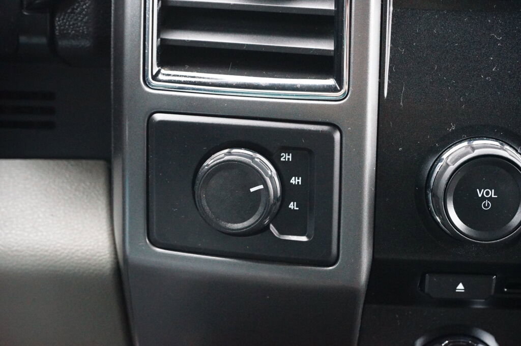 Used 2018 Ford F150 XLT AWD/4WD image 20