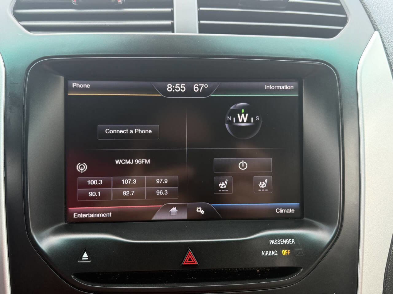 Used 2014 Ford Explorer XLT w/ Equipment Group 202A image 6