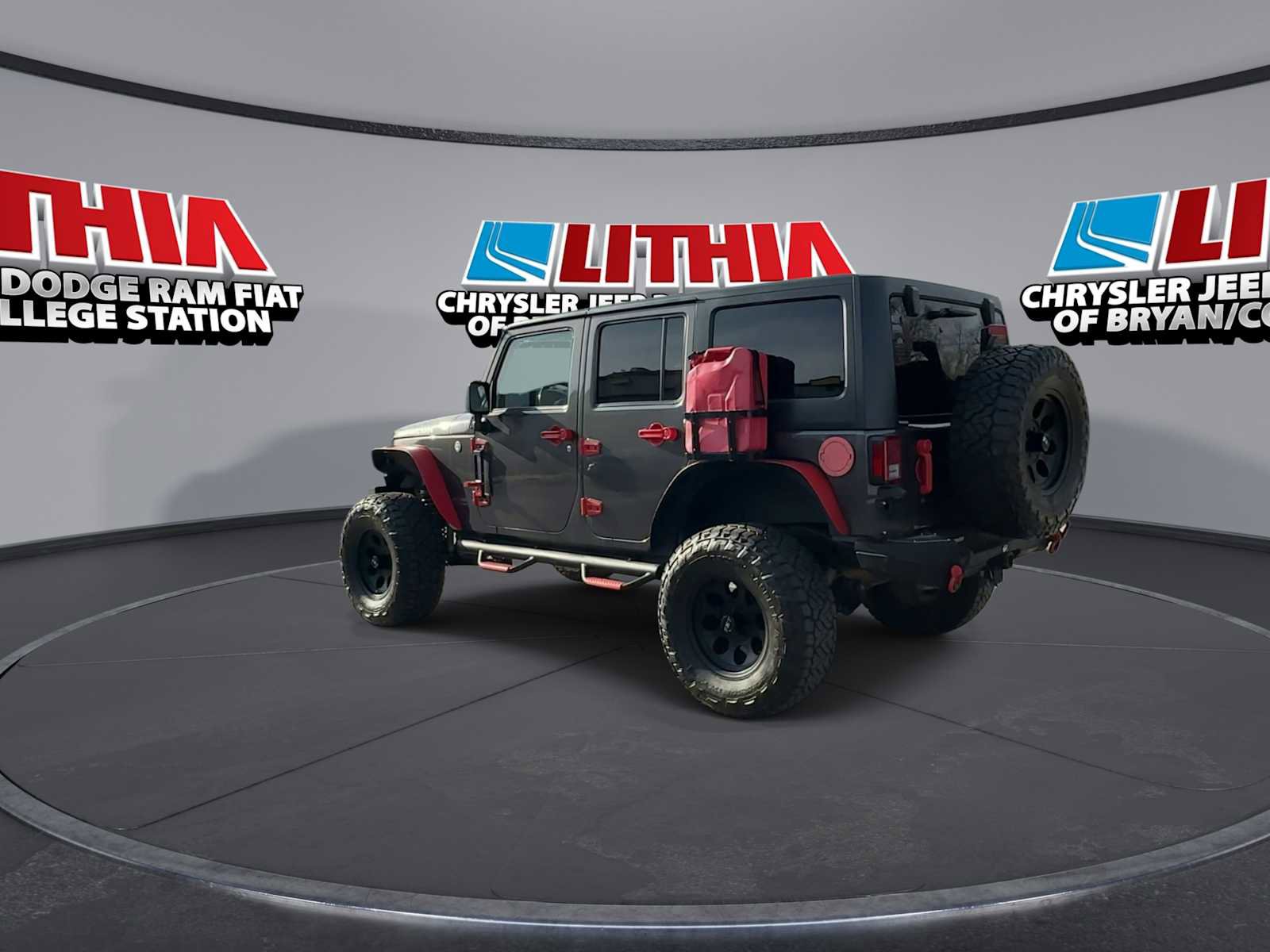 Used 2016 Jeep Wrangler Unlimited Rubicon w/ Connectivity Group image 6