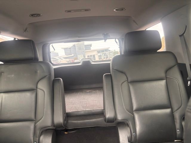 Used 2019 GMC Yukon SLT w/ Graphite Performance Edition AWD/4WD image 12