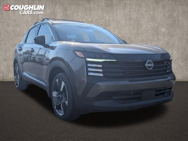 New 2026 Nissan Kicks SR w/ Cold Weather Package