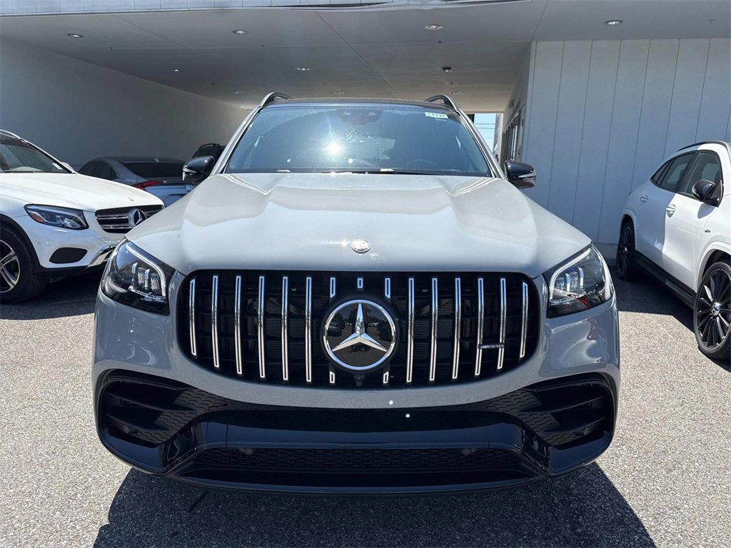 New 2025 Mercedes-Benz GLS 63 AMG 4MATIC image 2