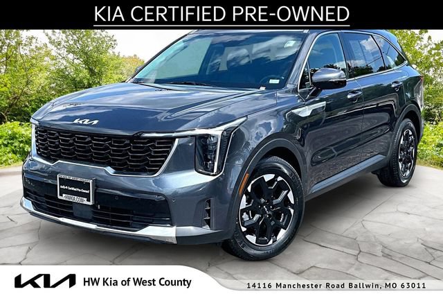 Certified 2024 Kia Sorento S FWD image 1