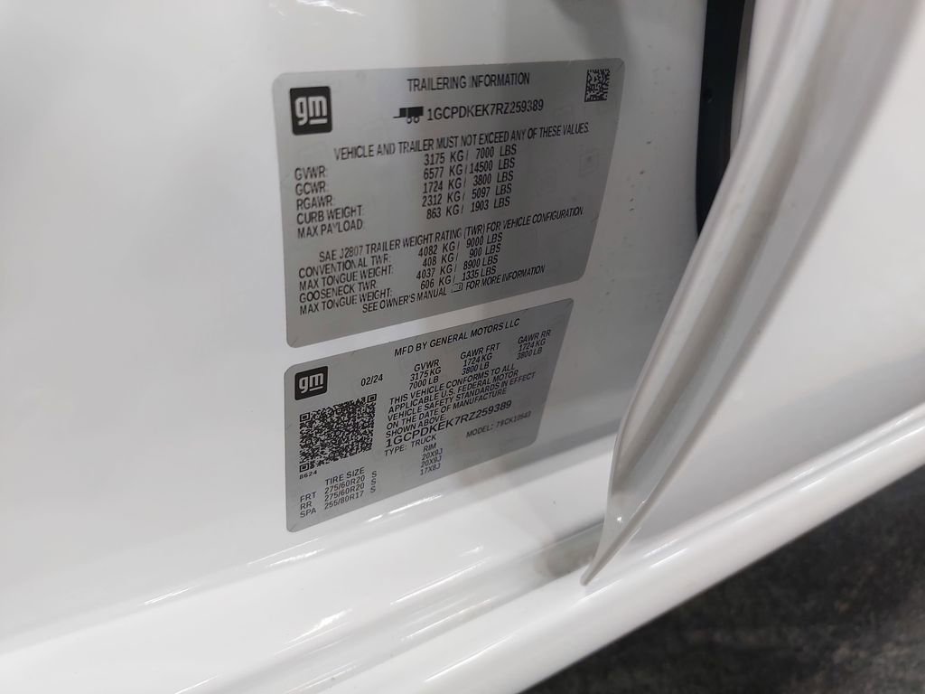 Used 2024 Chevrolet Silverado 1500 LT image 35