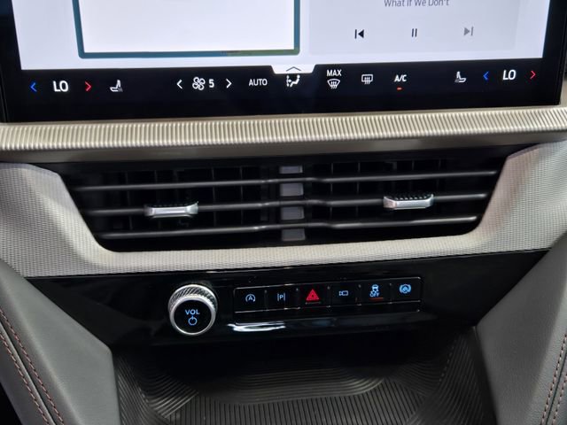 New 2026 Ford Explorer Active image 15