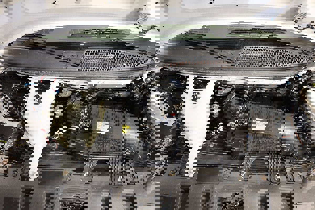 Used 2019 Chevrolet Express 3500 LT w/ LT Preferred Equipment Group RWD image 36