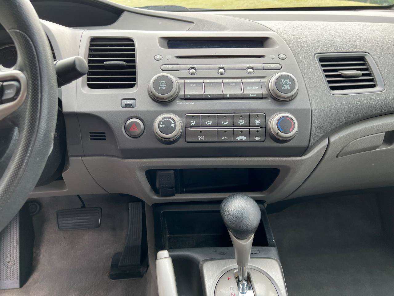 Used 2010 Honda Civic LX image 21