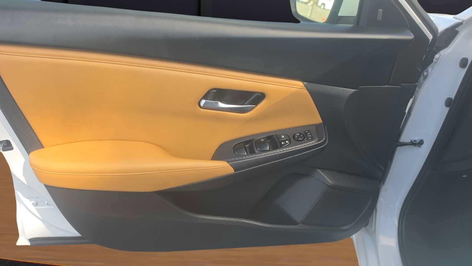 Used 2023 Nissan Sentra SV w/ SV Premium Package FWD image 8