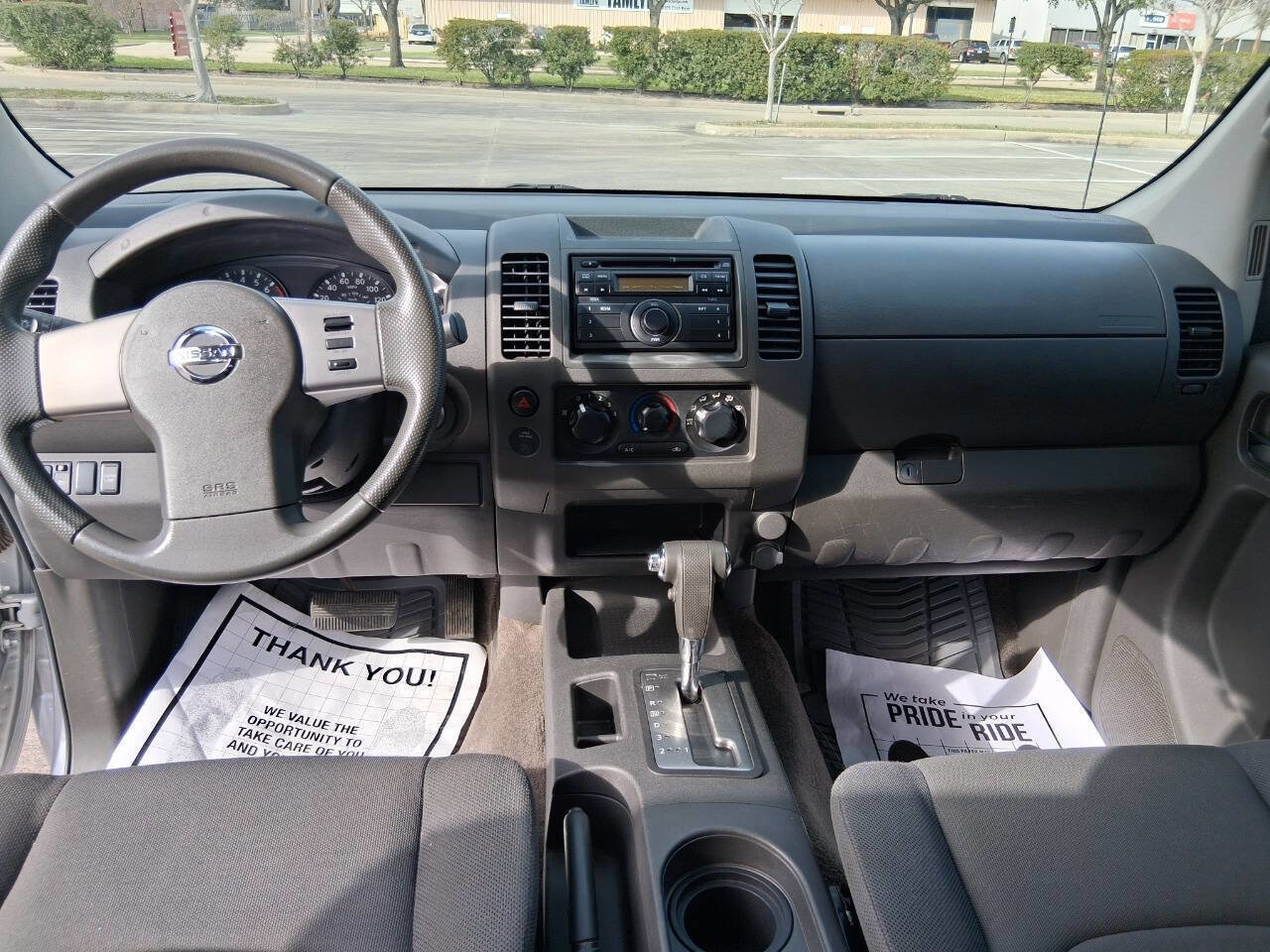 Used 2010 Nissan Frontier SE w/ Power Pkg image 12