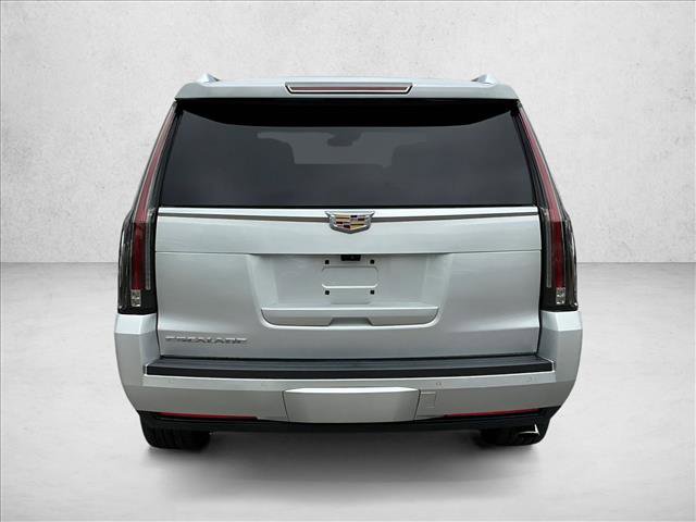 Used 2017 Cadillac Escalade Premium Luxury AWD/4WD image 6