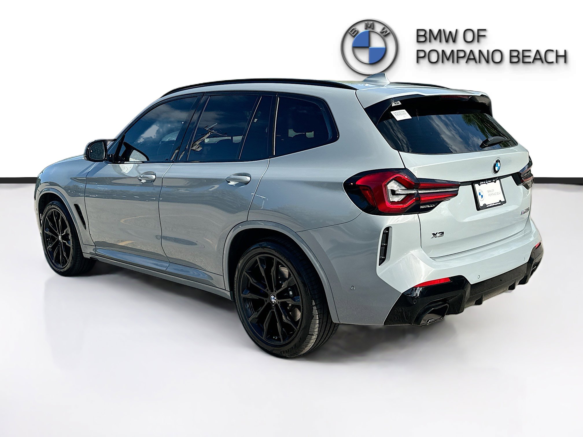 Used 2024 BMW X3 M40i AWD/4WD image 5
