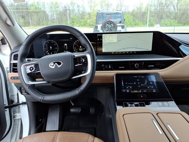 Used 2025 INFINITI QX80 Sensory image 7