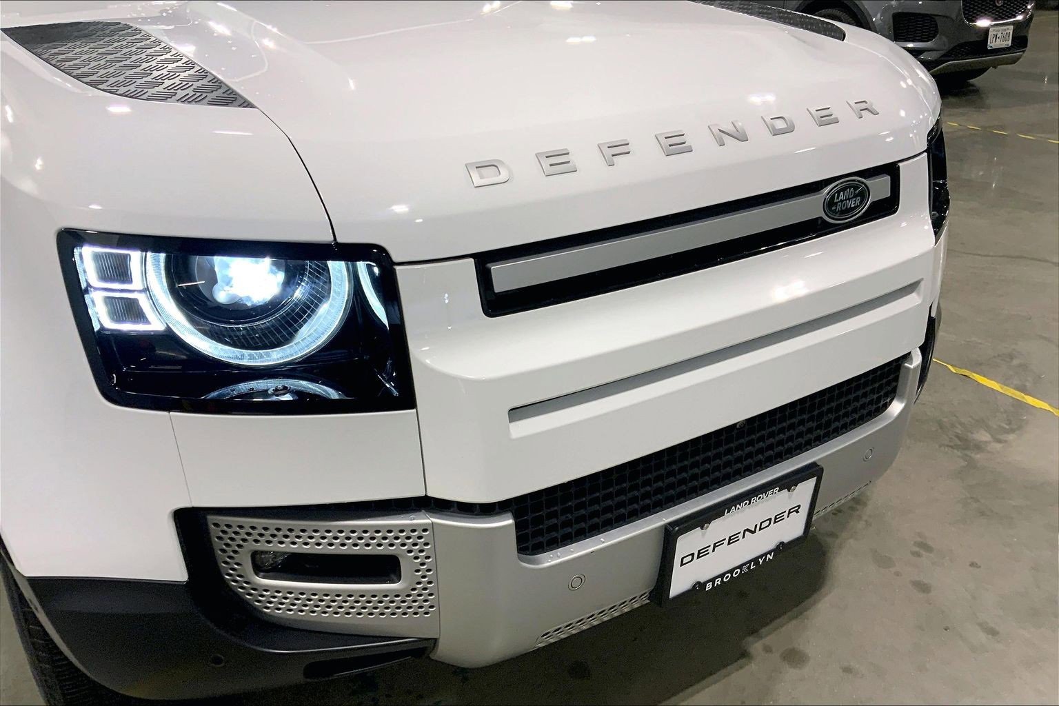 Used 2024 Land Rover Defender 110 S image 30