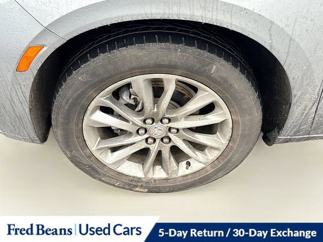 Used 2024 Buick Enclave Avenir w/ Avenir Technology Package image 27