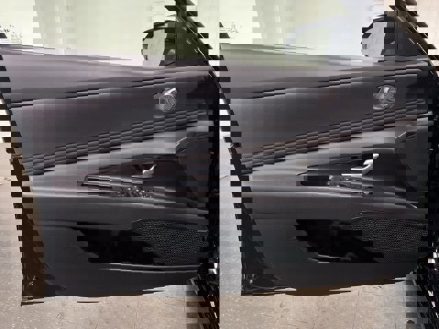 Used 2025 Hyundai Elantra Limited image 22