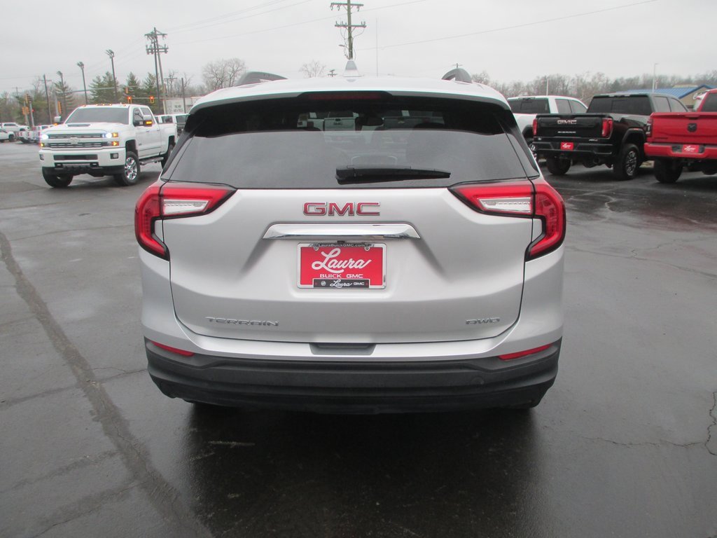 Used 2022 GMC Terrain SLE w/ Driver Convenience Package image 5