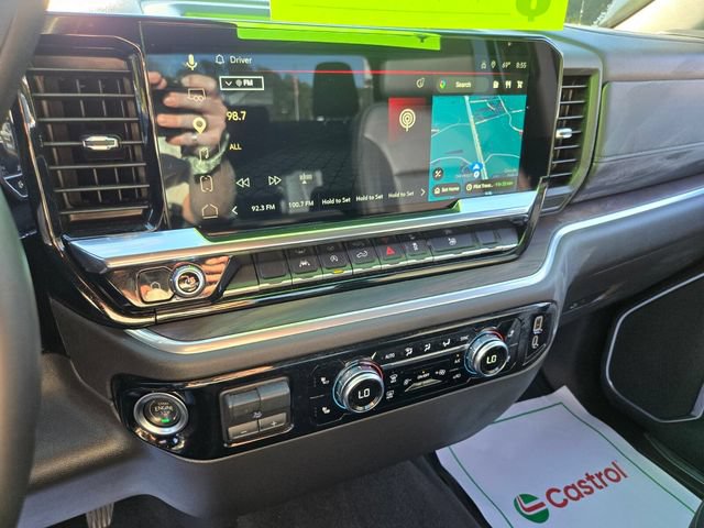 Used 2025 GMC Sierra 1500 SLT AWD/4WD image 25