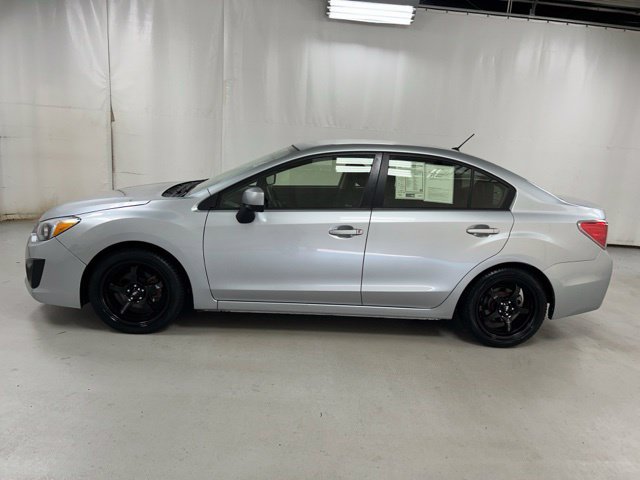 Used 2013 Subaru Impreza 2.0i Premium w/ All-Weather Pkg AWD/4WD image 8