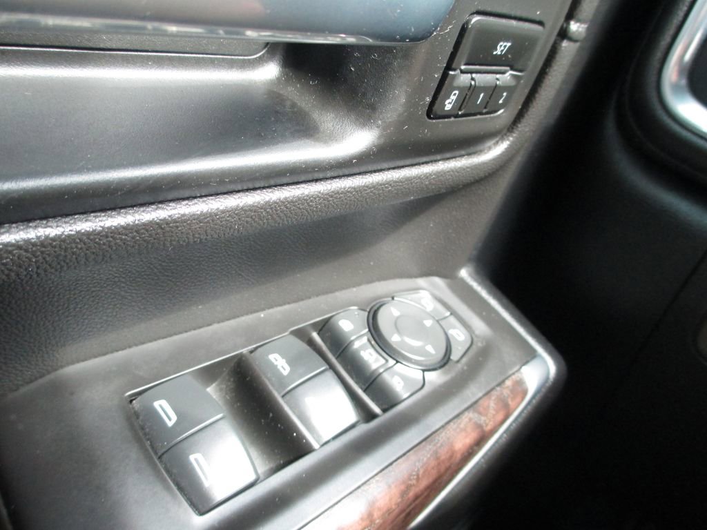 Used 2021 GMC Sierra 2500 Denali w/ Denali Ultimate Package image 29