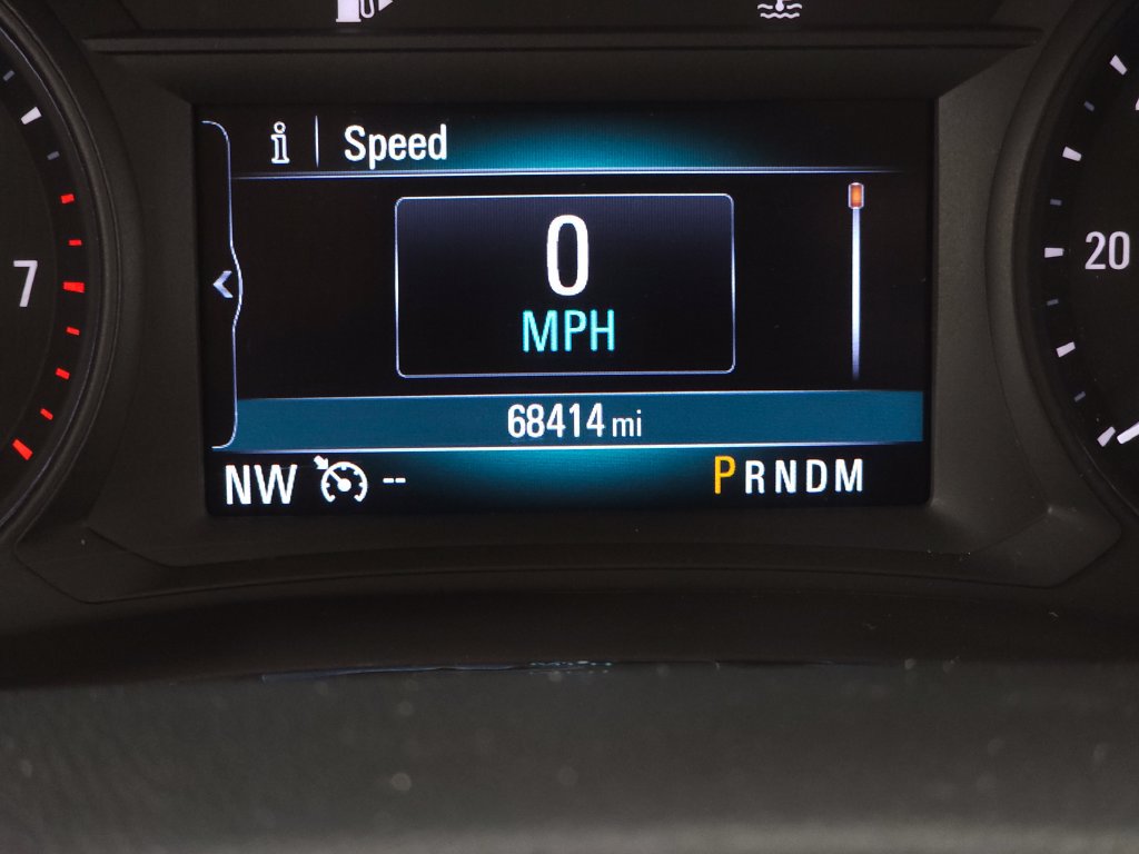 Used 2017 Buick Encore Essence w/ Experience Buick Package FWD image 18
