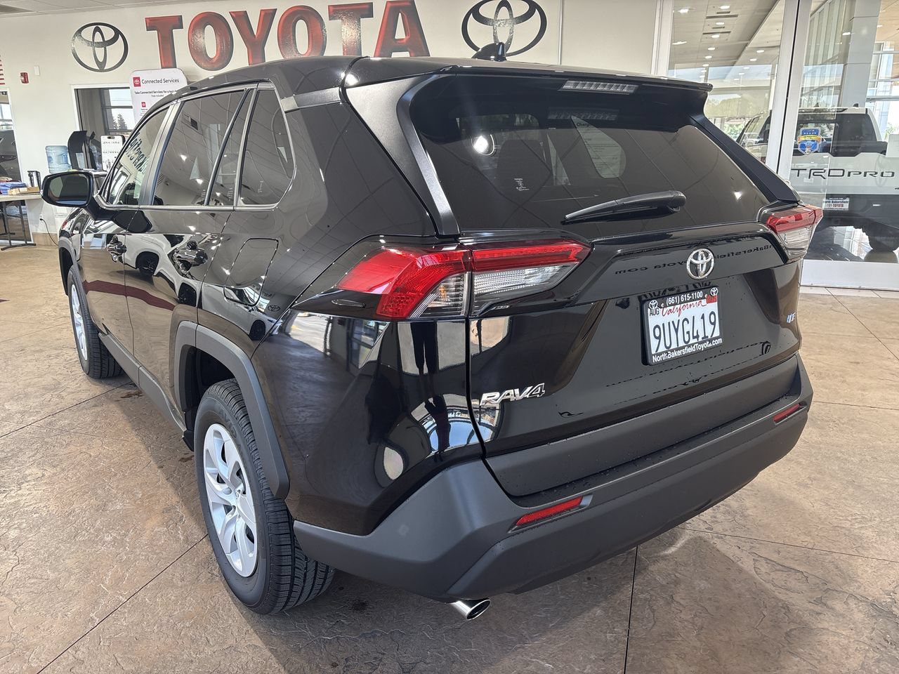Certified 2025 Toyota RAV4 LE FWD image 8