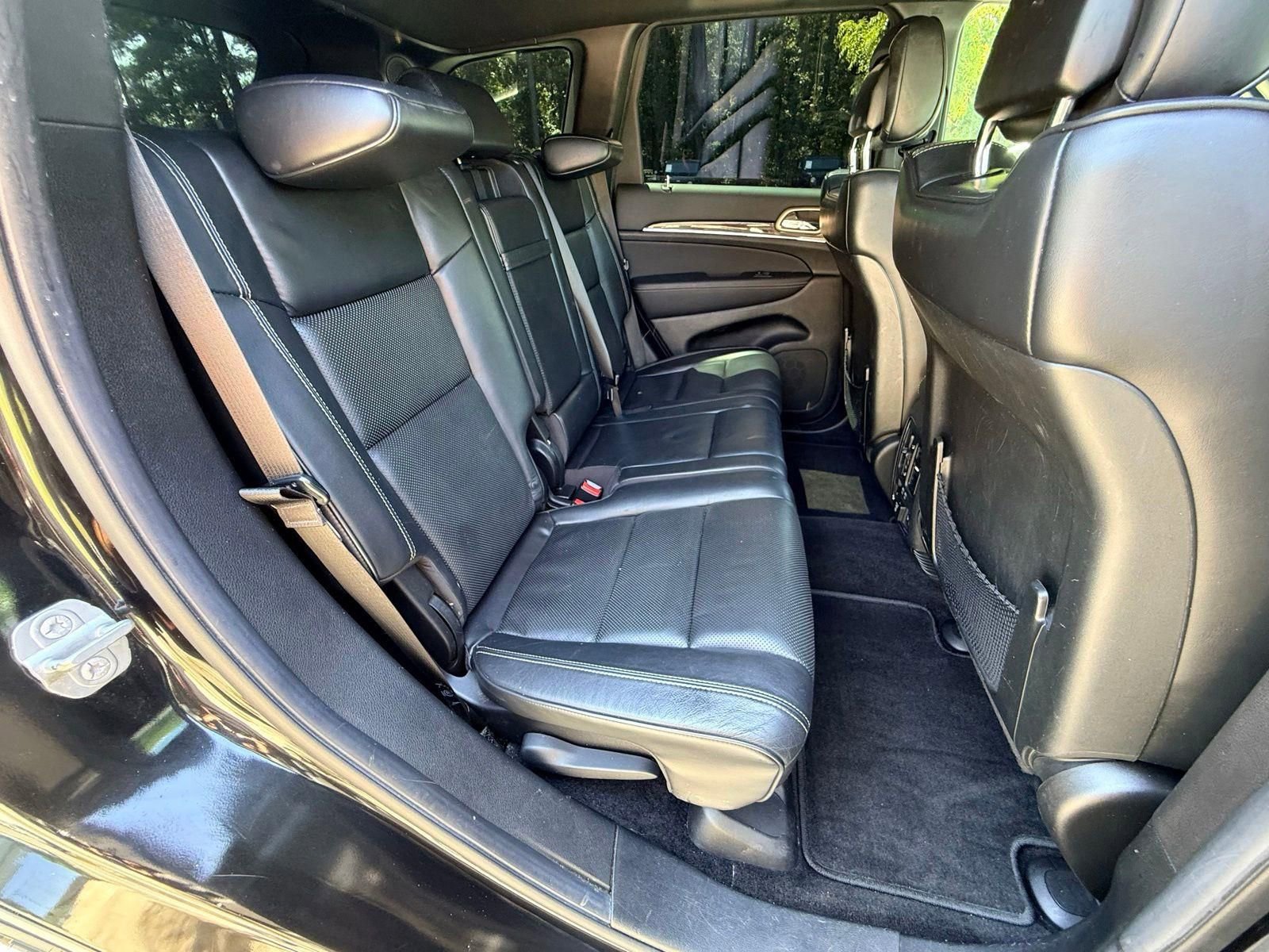 Used 2014 Jeep Grand Cherokee Overland AWD/4WD image 30
