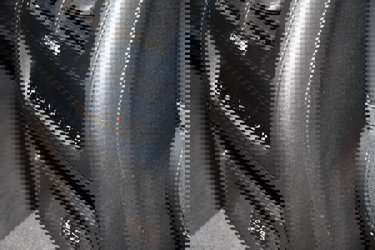 Used 2023 BMW X4 M40i w/ Premium Package image 15