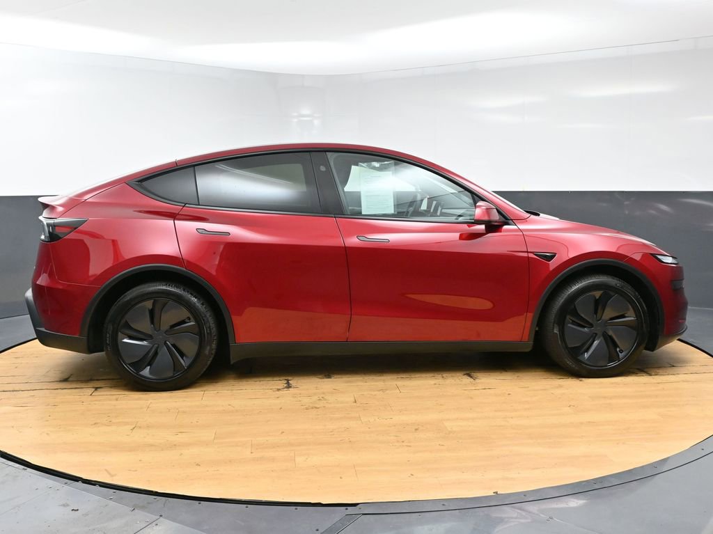 Used 2026 Tesla Model Y AWD image 7