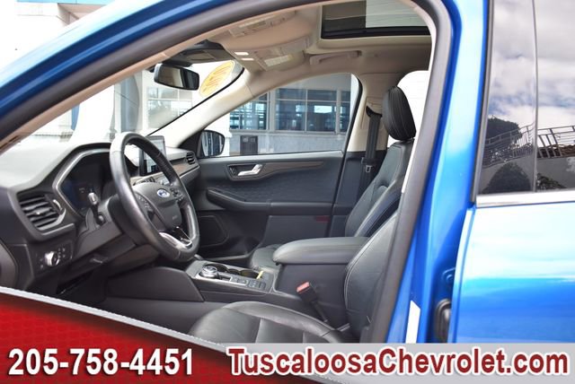 Used 2020 Ford Escape Titanium image 21