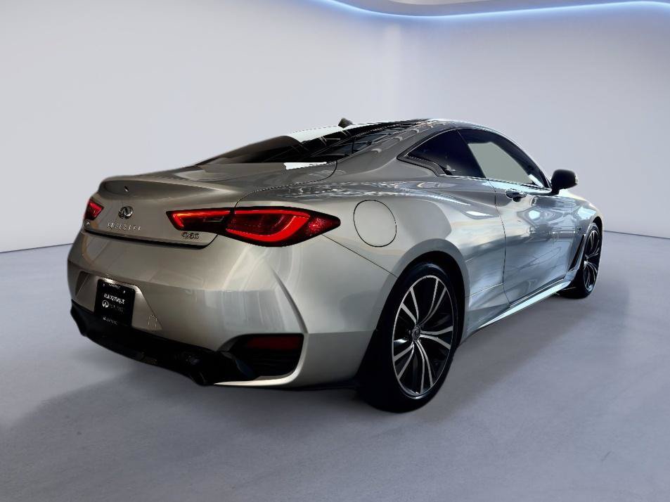 Used 2019 INFINITI Q60 3.0t Luxe w/ Essential Package AWD/4WD image 8