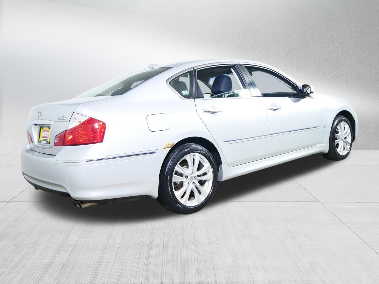 Used 2009 INFINITI M35 x w/ Technology Pkg image 7
