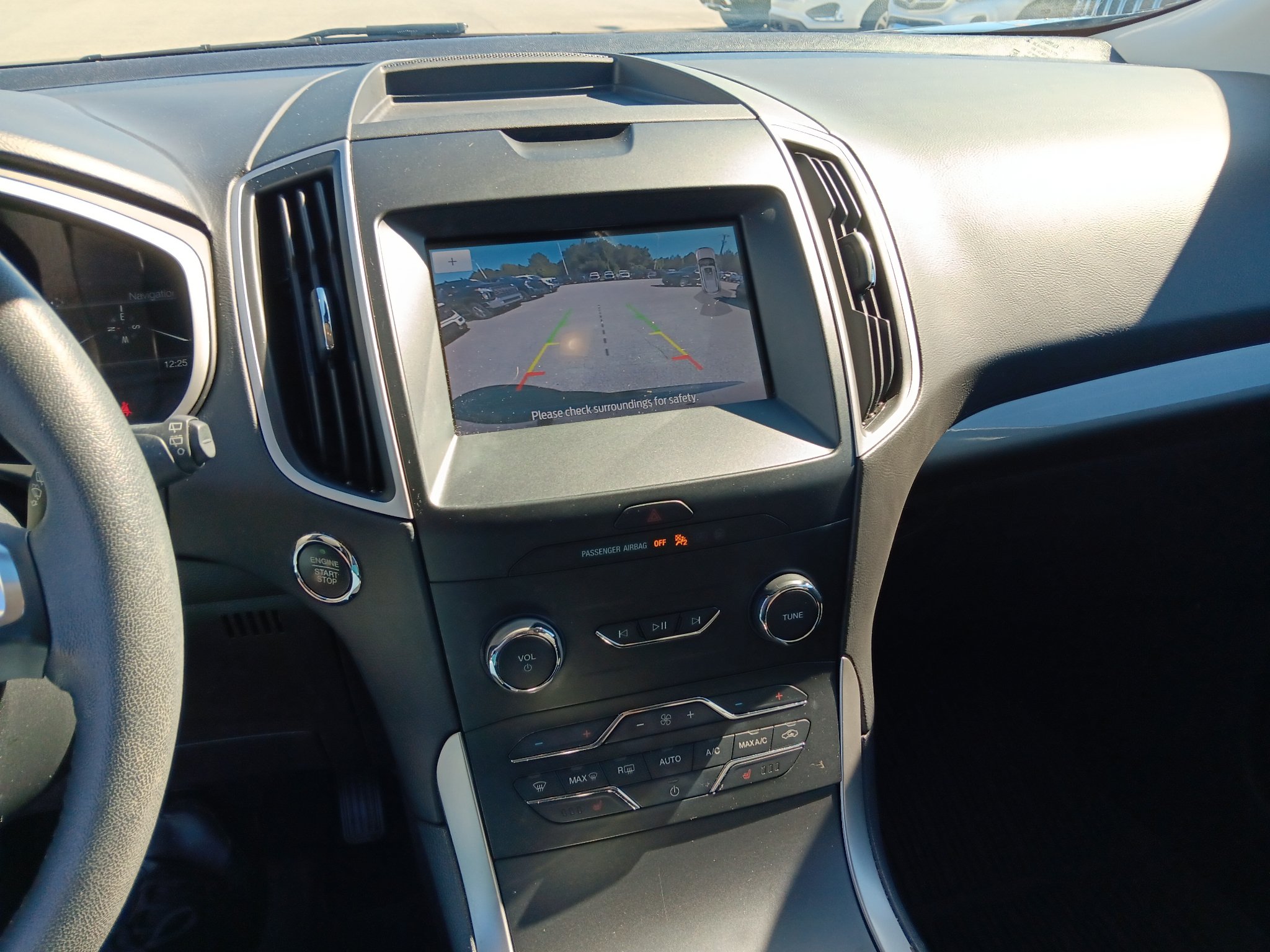 Used 2020 Ford Edge SEL w/ Convenience Package FWD image 15